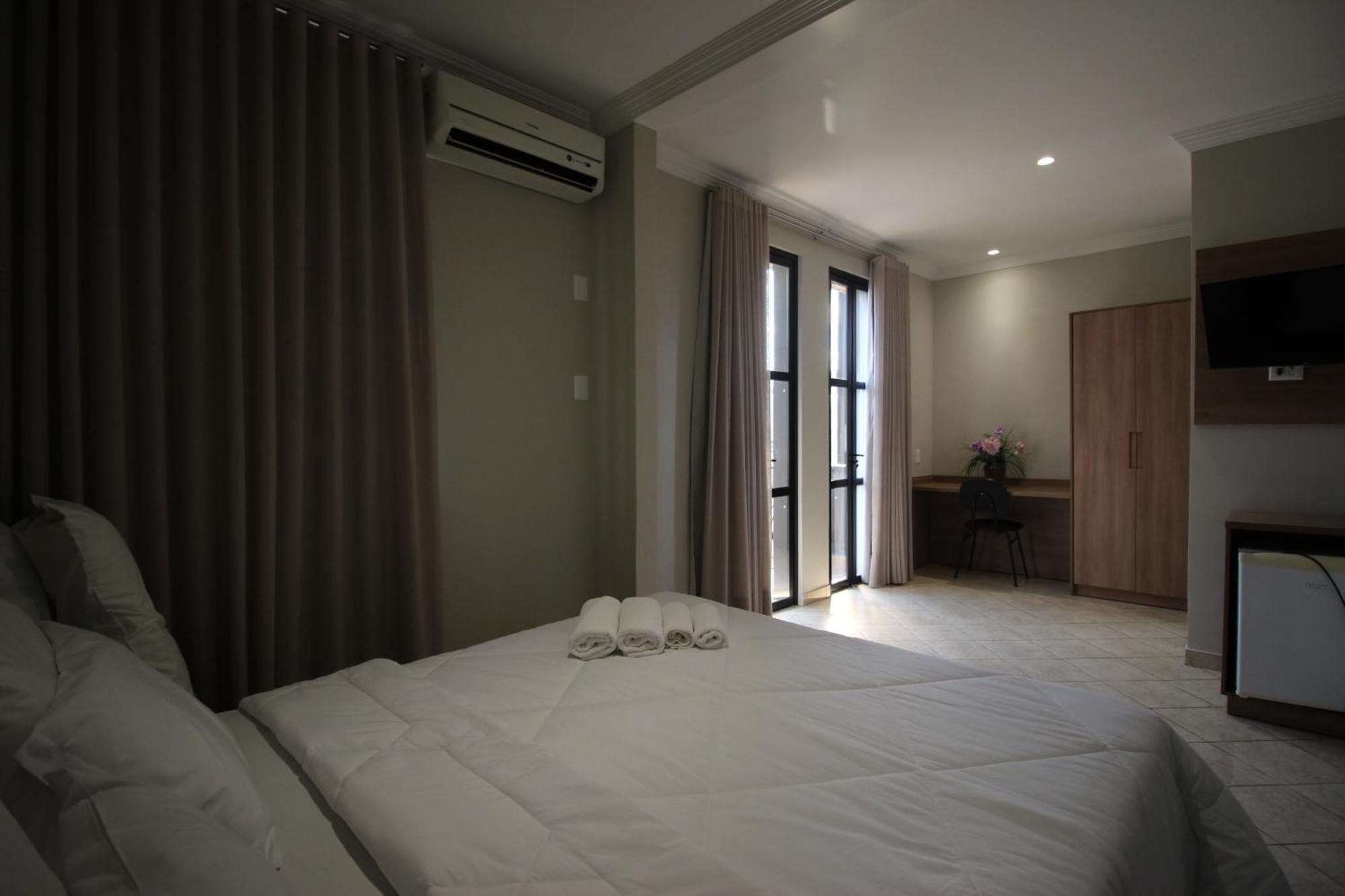 Hotel Regina มูเรียเอ ภายนอก รูปภาพ